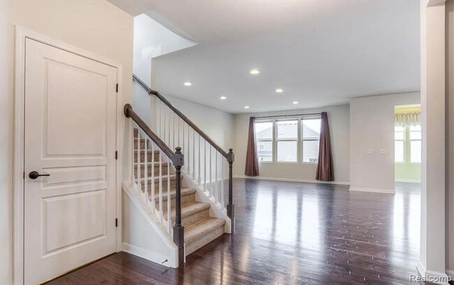 Building Photo - 29845 Macintosh Ln