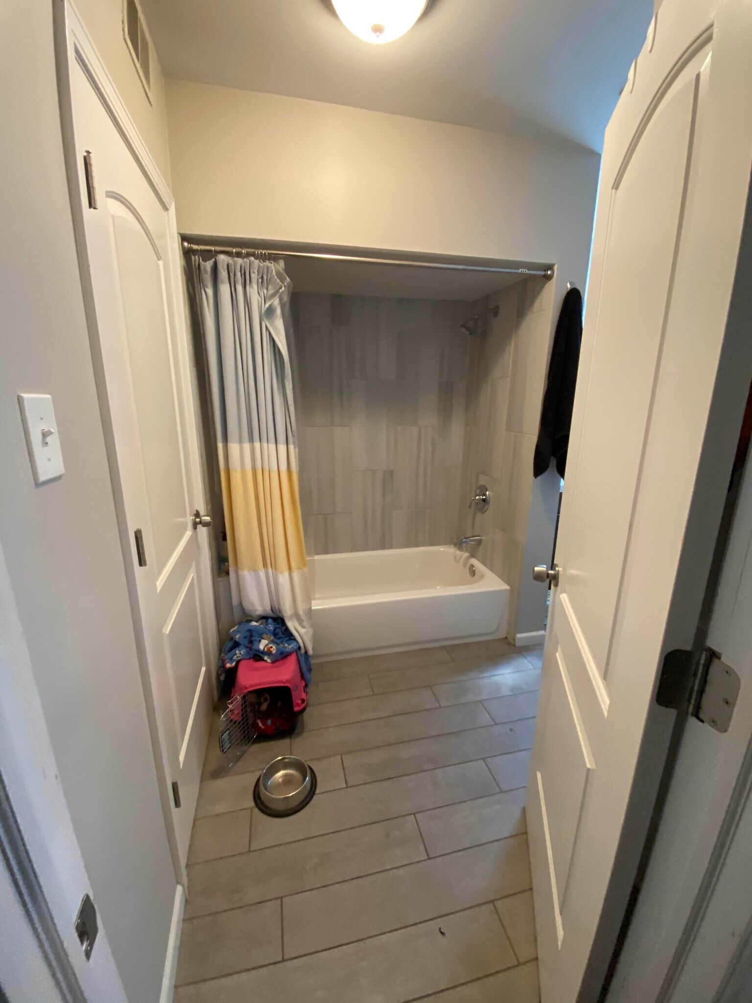 Bathroom #2 - 3813 N Bernard St