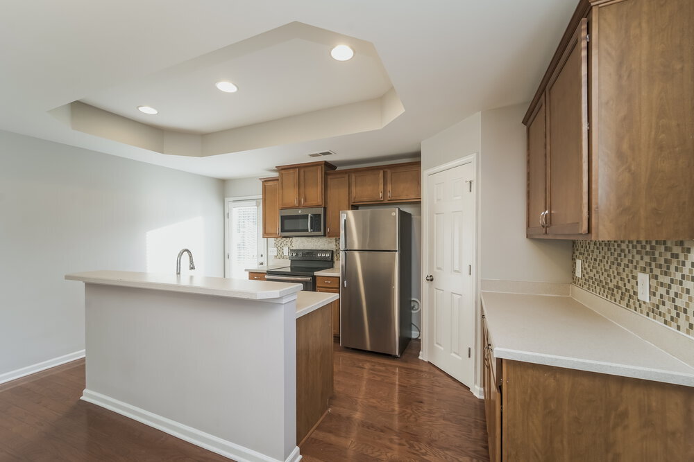 Building Photo - 701 Hicklin Dr