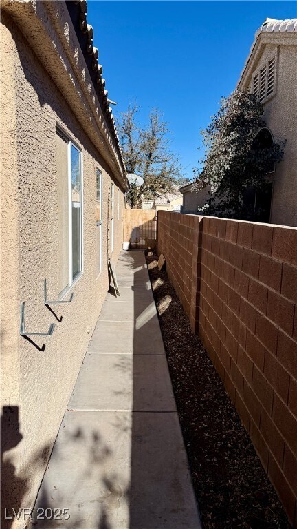 Building Photo - 6041 Spring Harvest Dr