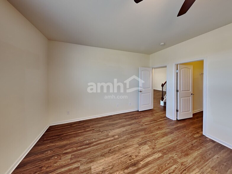 Building Photo - 1241 Riverbirch Way