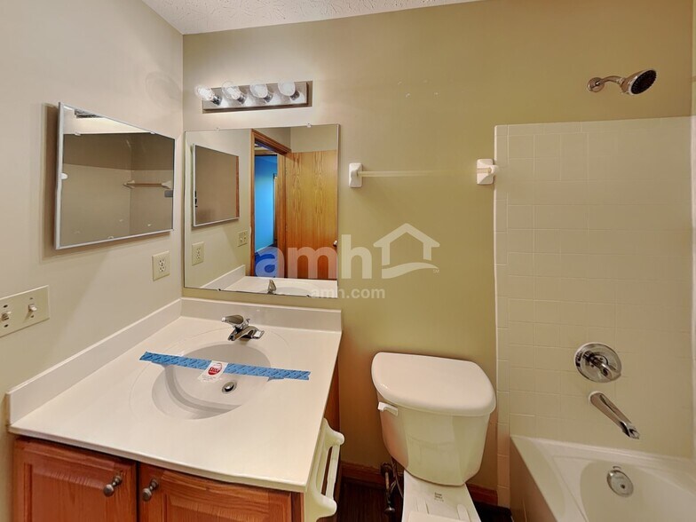 Building Photo - 7898 Antonio Ln