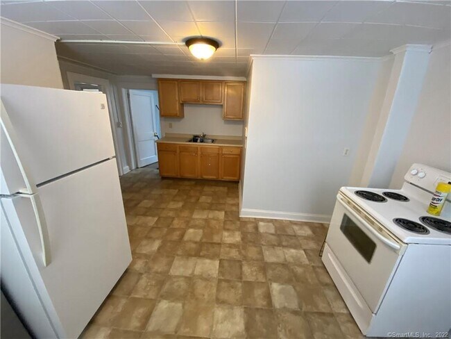 Building Photo - 3 Quarry Ln