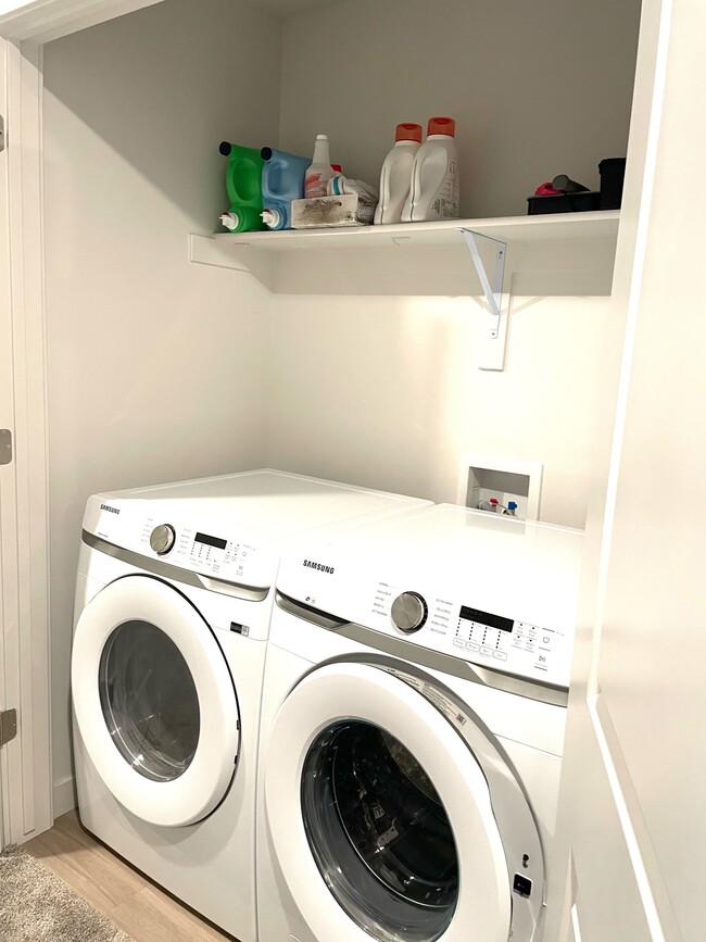 Building Photo - 14962 S Soft Whisper Wy