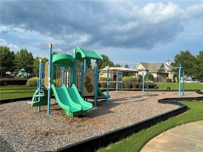 Building Photo - 800 Village Field Ct NW