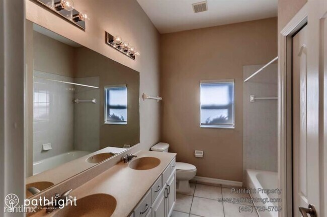 Building Photo - 4 br, 3 bath House - 7507 Camden Harbour D...