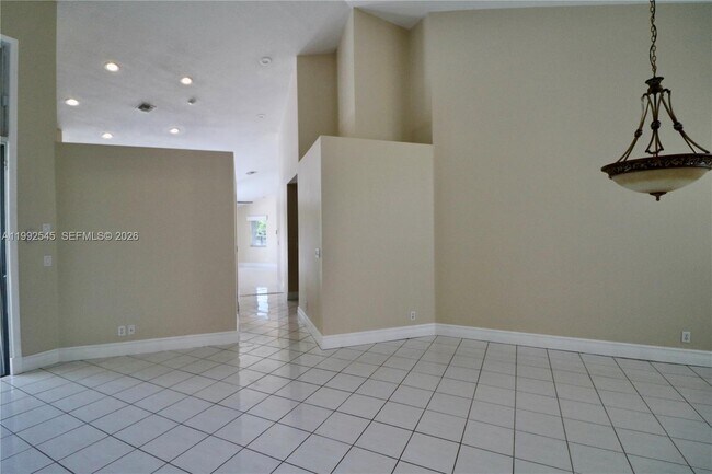 Building Photo - 2686 Palmer Pl