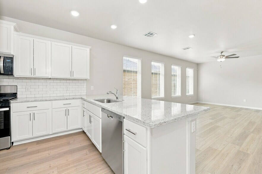 Building Photo - 12708 Carrara Ln
