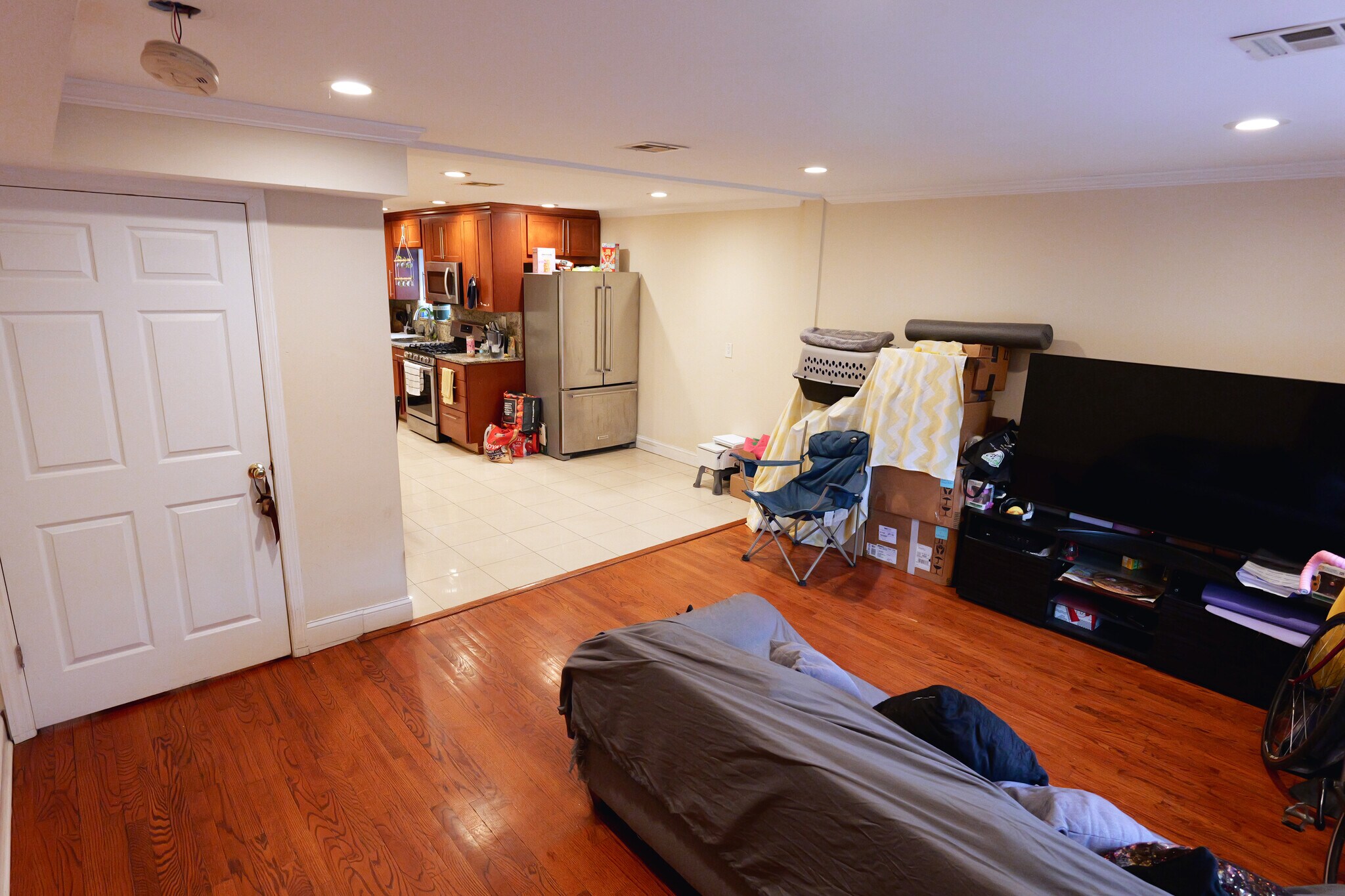 Building Photo - 245 Ferry St