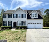Building Photo - 18471 Matthews Dr