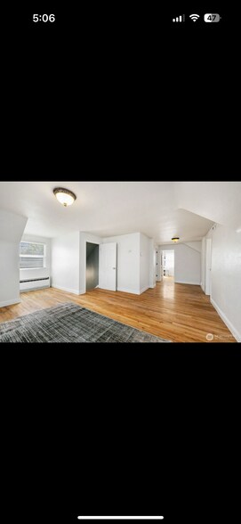 Building Photo - 520 S Wilbur Ave