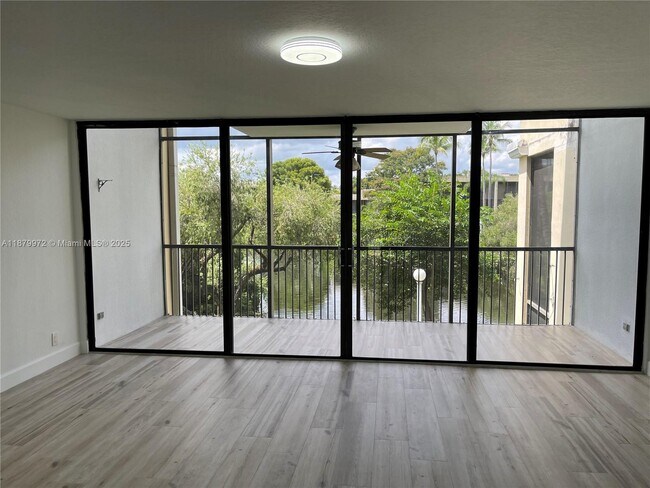 Building Photo - 2961 SW 87th Ave