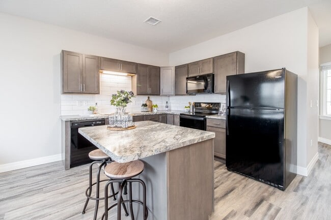 Building Photo - Beautiful Villa in Independent Senior Living Community 55+