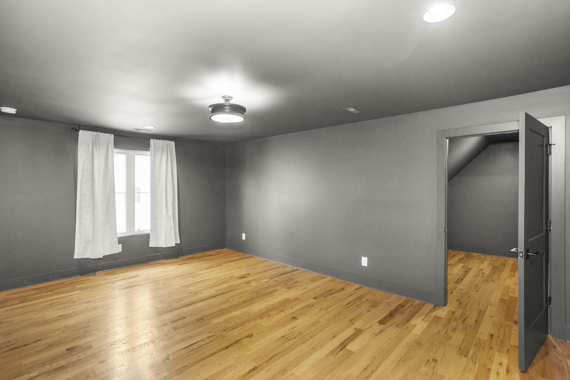 Building Photo - 337 Gatewood Ave