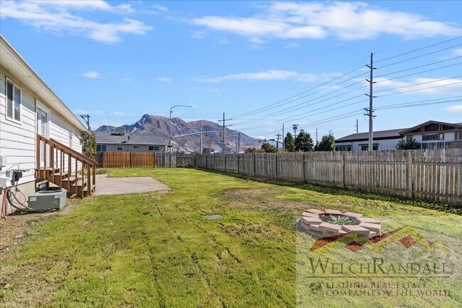 Building Photo - Beautiful Rental Home in Highland