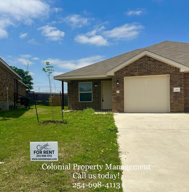 Building Photo - 3Bed/2Bath