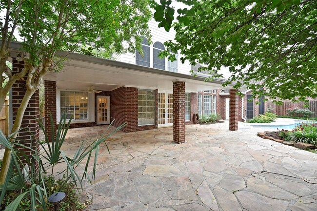 Building Photo - 19810 Emerald Leaf Dr