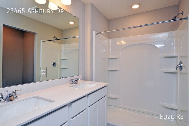 Building Photo - 23465 Ashbury Dr