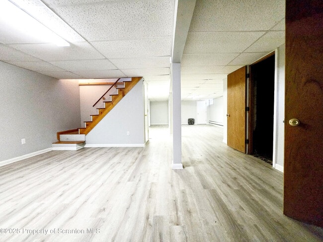 Building Photo - 285 Lyndwood Ave