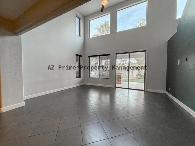 Building Photo - 19716 E Thornton Rd