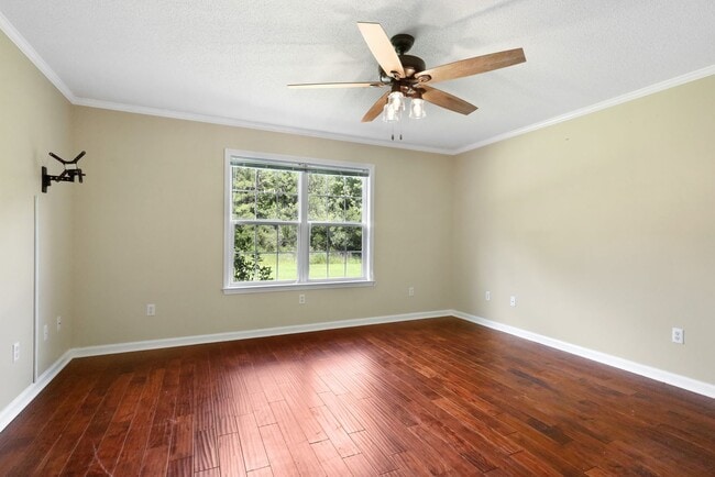 Building Photo - 3 Bed, 3 Bath Plus Office Home for Rent!!