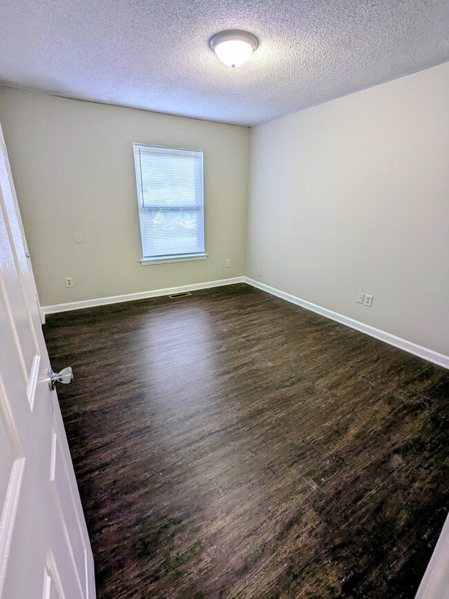 Building Photo - 2408 Scott Valley Dr
