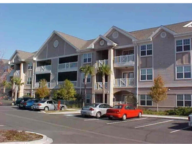 Building Photo - 4924 Bluffton Parkway