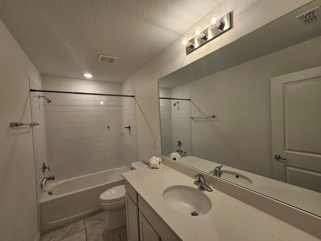 Building Photo - 3928 Capri Coast Dr