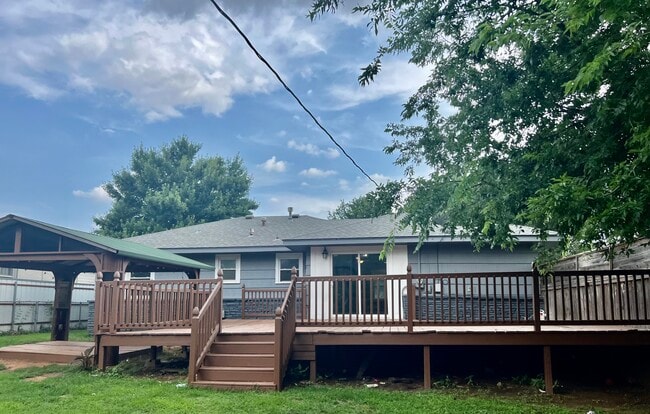 Building Photo - 317 Truman Pl