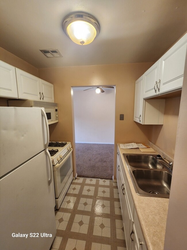 Building Photo - 840 Trace Dr