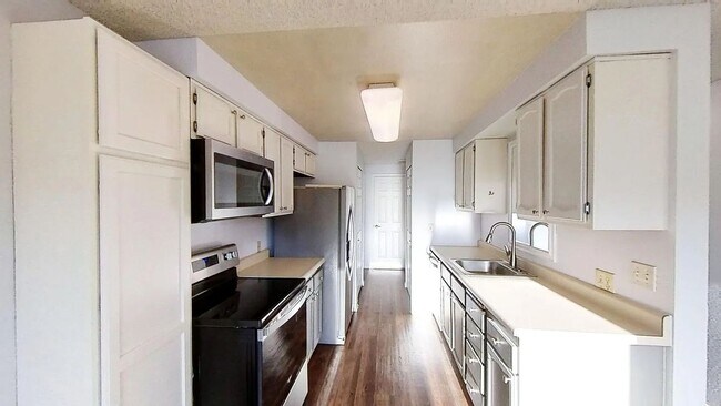 Building Photo - 6687 SW 192nd Ave