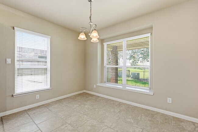 Building Photo - 5815 Creek Crossing Ct