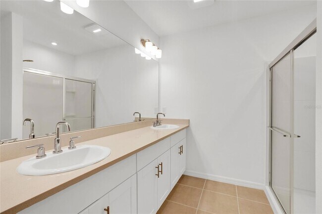 Building Photo - 4731 Vellacito Way