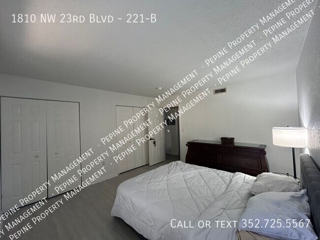 Building Photo - 1810 NW 23rd Blvd