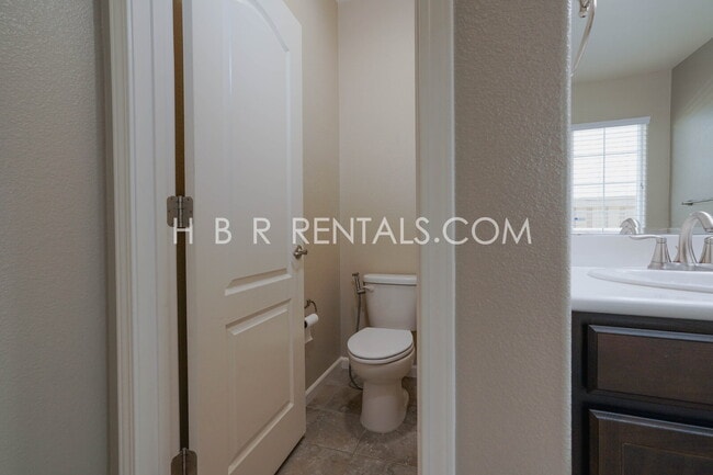 Building Photo - Questa Village - Single Story Charming 3-B...