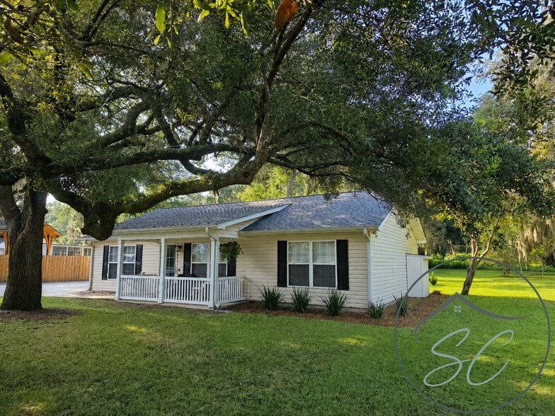 Building Photo - 1709 Westvine Dr