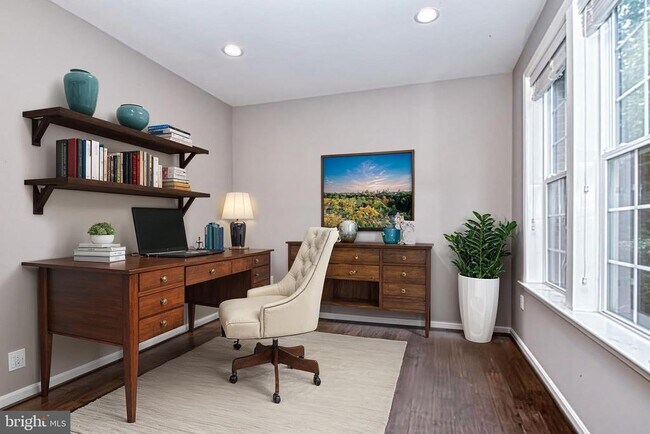 Building Photo - 4302 Edosomwan Ln