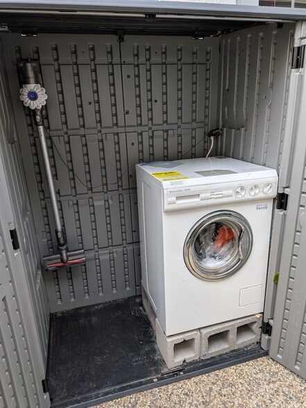 Building Photo - 1054 Cross Springs Ct