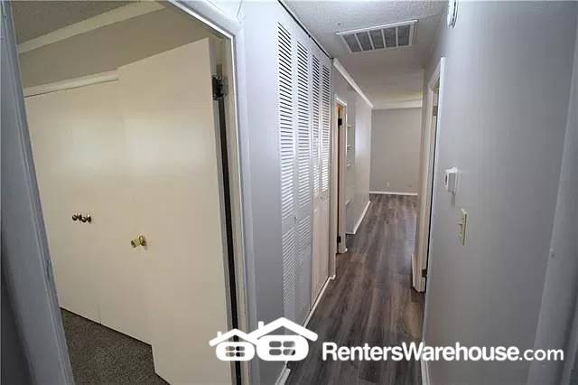 Building Photo - 9307 Stark Ave