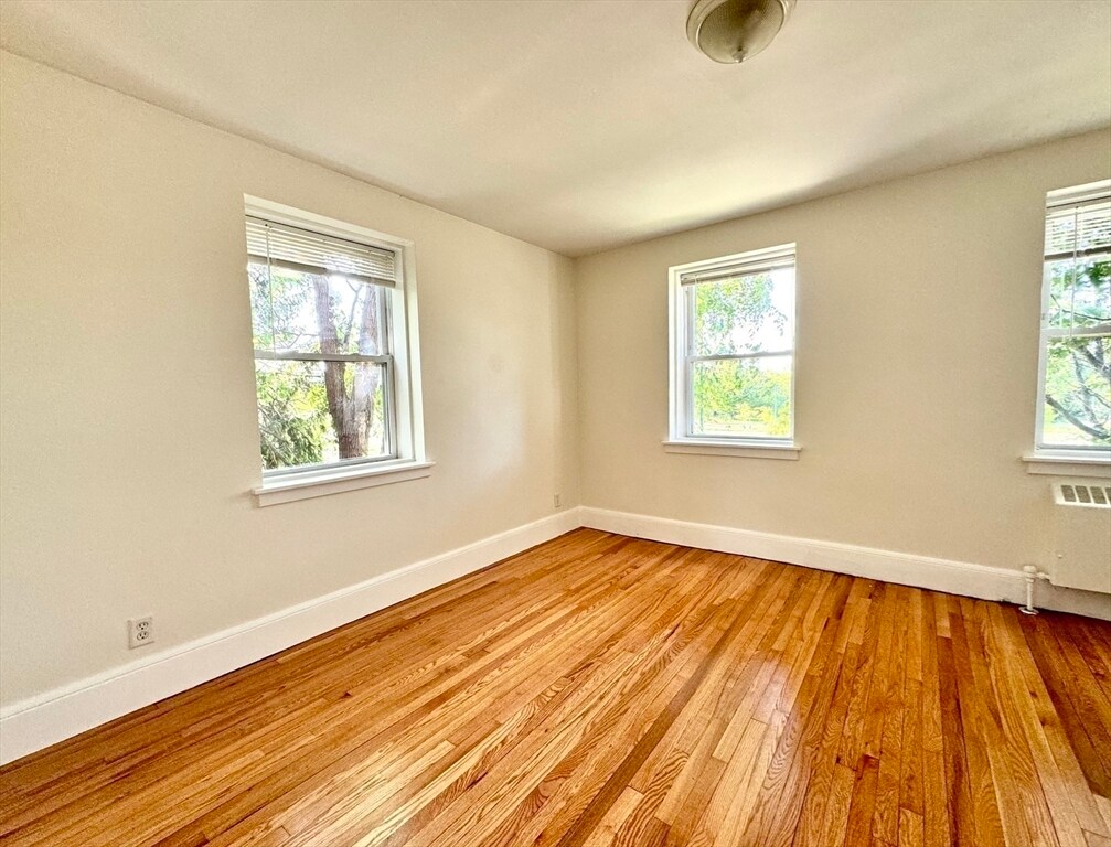 Building Photo - 461 Arborway