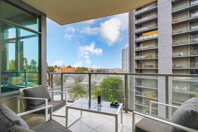 Building Photo - Skyline Views & Sophisticated Corner Living at Aria in Cortez Hill