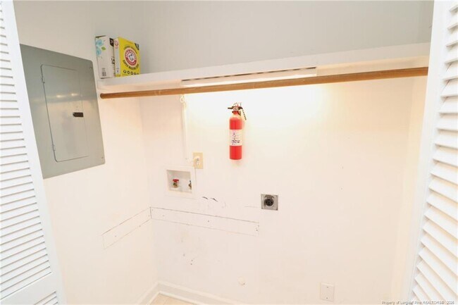 Building Photo - 119 Loch Bend Ln