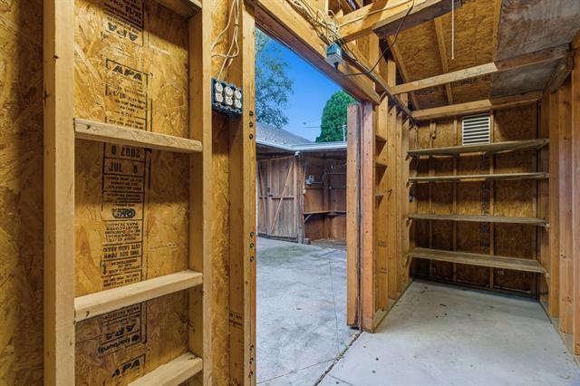 Building Photo - 1430 Hubert St