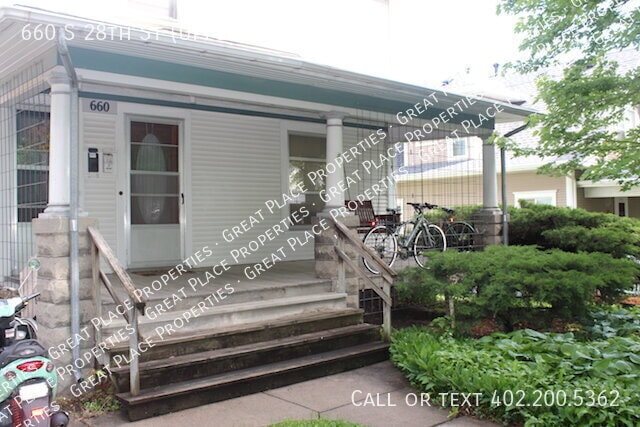 Building Photo - 660 S 28th St