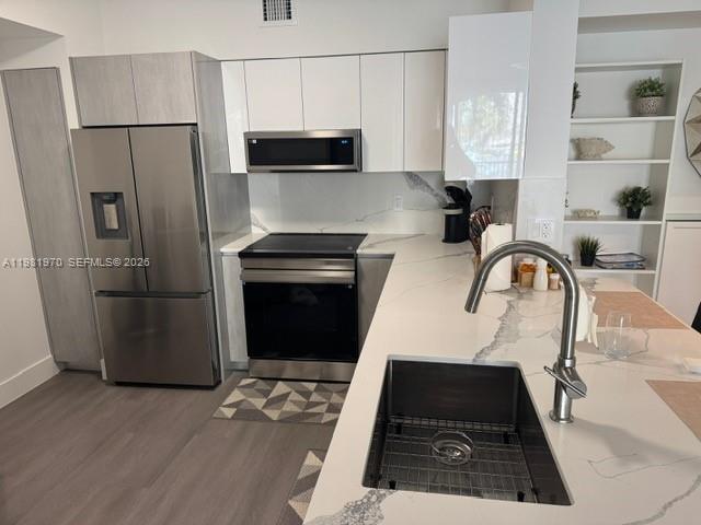 Building Photo - 17150 N Bay Rd