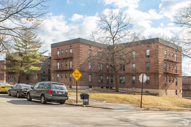Primary Photo - Cunningham Heights