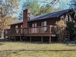 Building Photo - Lake Monticello 3bed/2Bath Rental