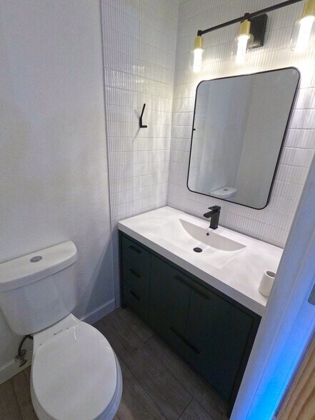 Building Photo - 1630 Olua St