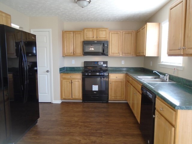 Building Photo - 705 Compton Ln