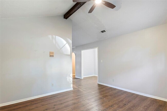 Building Photo - 223 Normal Park Dr